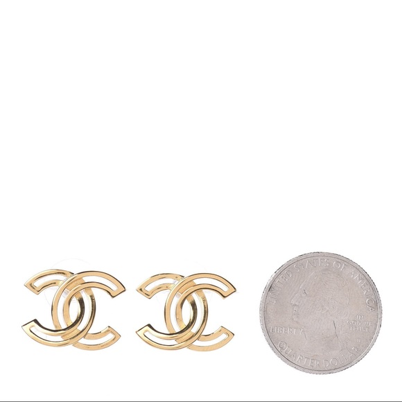NEW Obazine Chanel CC Gold Color Earrings - Picture 14 of 15